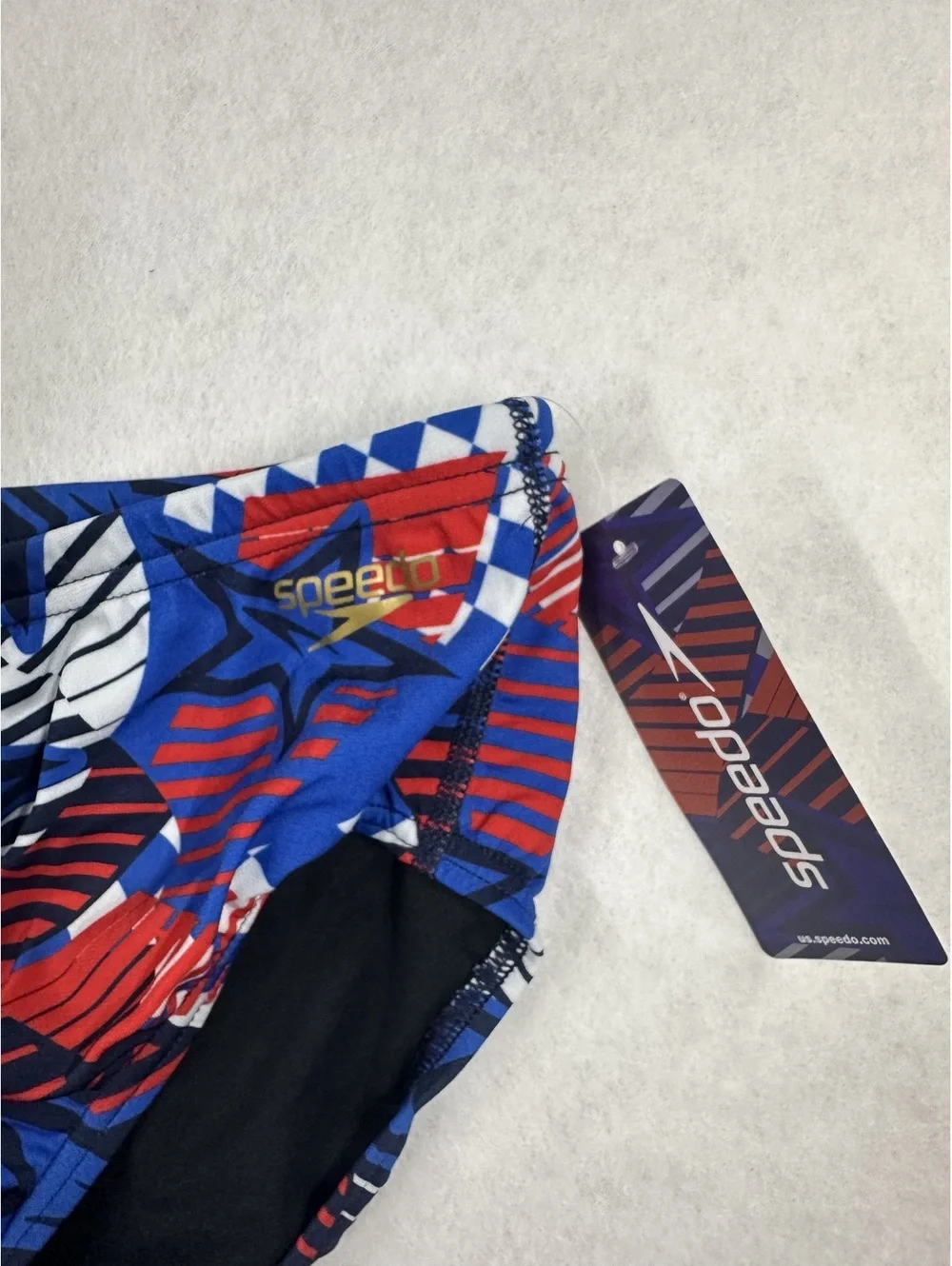 Speedo Endurance Men's Swim Briefs Size 38 Red Blue White Star Pattern